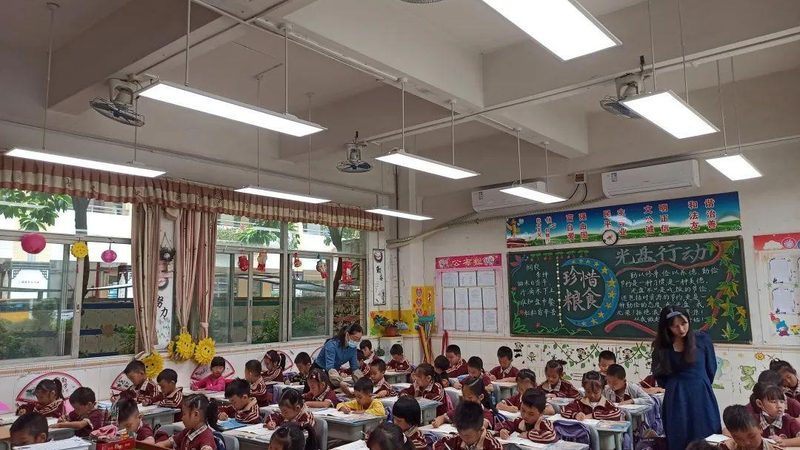 灯具批发售后服务标准：保障与选择的秘密