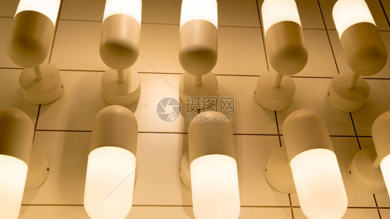 户外防水线条灯：如何选择优质生产厂家